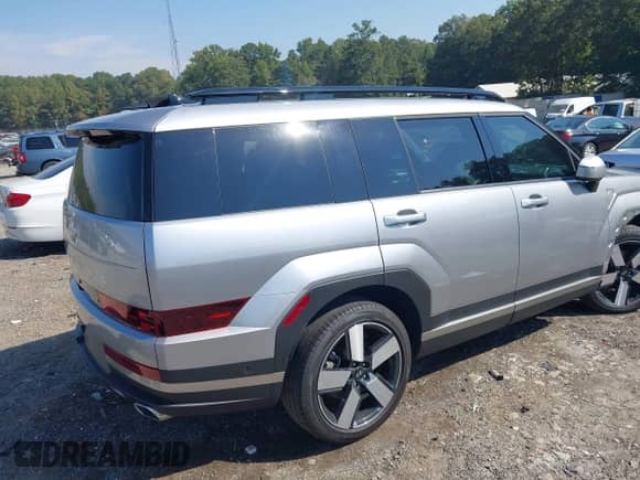 2024 Hyundai Santa Fe Limited with VIN 5NMP44GL1RH024895, listed as a IAAI auction lot 43289052 with 25,524 mi miles and . Bid and sale history available at DreamBid. Image 4.