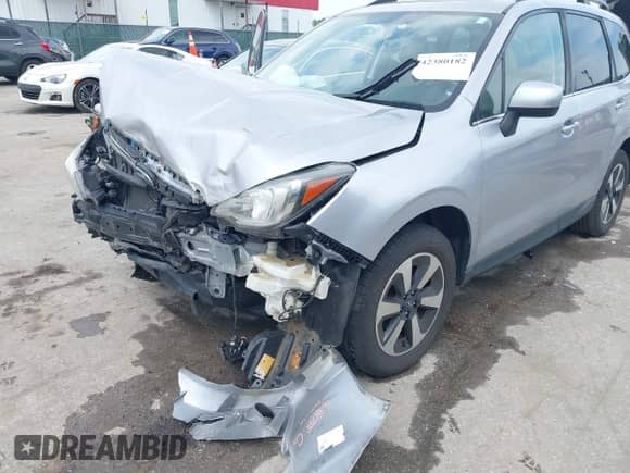 2017 Subaru Forester Limited with VIN JF2SJALC7HH521507, listed as a IAAI auction lot 42380182 with 60,733 mi miles and . Bid and sale history available at DreamBid. Image 6.