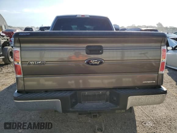 ✅ 2012 Ford F-150 XL • VIN: 1FTMF1CM3CKE33986 • Lot: 81839145. Listed on Copart with 107,396 mi. Free auction sales archive from the USA and detailed vehicle history report at DreamBid. Image 6.