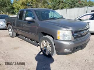 ✅ 2007 Chevrolet Silverado 1500 1LT • VIN: 1GCEK19057Z639585 • Lot: 43408173. Wystawiony na IAAI z przebiegiem 134 431 mil. Bezpłatny archiwum sprzedaży aukcyjnych z USA i szczegółowy raport historii pojazdu na DreamBid. Zdjęcie 1.