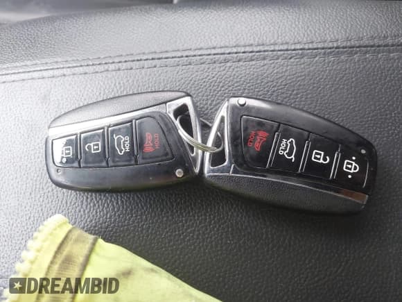 ✅ 2014 Hyundai Santa Fe • VIN: 5XYZW3LA8EG139189 • Lot: 43445617. Wystawiony na IAAI z przebiegiem 101 356 mil. Bezpłatny archiwum sprzedaży aukcyjnych z USA i szczegółowy raport historii pojazdu na DreamBid. Zdjęcie 11.