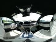 ✅ 2022 BMW 7 Series 750i xDrive • VIN: WBA7U2C0XNCH39635 • Lot: 42182523. Listed on IAAI with Not provided. Free auction sales archive from the USA and detailed vehicle history report at DreamBid. Image 17.