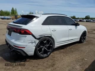 ✅ 2025 Audi RS Q8 • VIN: WU1ARBF16SD010911 • Lot: 54657715. Wystawiony na Copart z przebiegiem 809 mil. Bezpłatny archiwum sprzedaży aukcyjnych z USA i szczegółowy raport historii pojazdu na DreamBid. Zdjęcie 3.