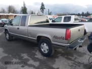 ✅ 1998 Chevrolet Silverado 1500 • VIN: 2GCEK19R1W1280841 • Lot: 43711981. Listed on IAAI with 257,693 mi. Free auction sales archive from the USA and detailed vehicle history report at DreamBid. Image 3.