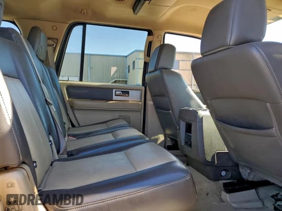 ✅ 2008 Ford Expedition Eddie Bauer • VIN: 1FMFU17568LA56035 • Lot: 90866615. Wystawiony na Copart z przebiegiem 174 560 mil. Bezpłatny archiwum sprzedaży aukcyjnych z USA i szczegółowy raport historii pojazdu na DreamBid. Zdjęcie 11.