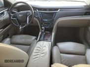 ✅ 2017 Cadillac XTS Premium Luxury • VIN: 2G61P5S33H9108198 • Lot: 82257064. Wystawiony na Copart z przebiegiem 120 369 mil. Bezpłatny archiwum sprzedaży aukcyjnych z USA i szczegółowy raport historii pojazdu na DreamBid. Zdjęcie 8.