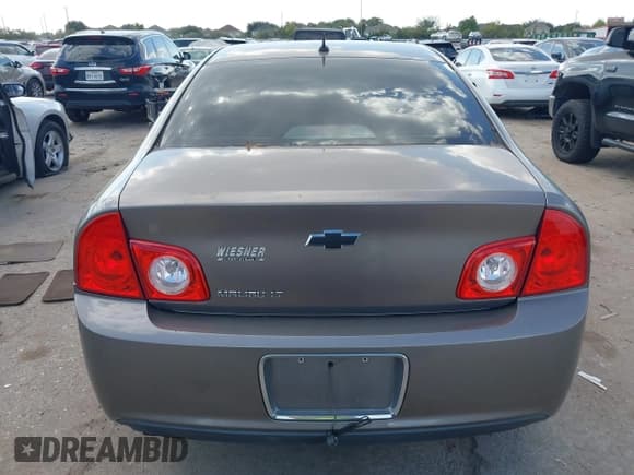 ✅ 2011 Chevrolet Malibu 1LT • VIN: 1G1ZC5E11BF389088 • Lot: 43322363. Listed on IAAI with 173,984 mi. Free auction sales archive from the USA and detailed vehicle history report at DreamBid. Image 17.