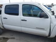 ✅ 2009 Toyota Tacoma PreRunner • VIN: 3TMJU62N19M077233 • Lot: 43714879. Listed on IAAI with 284,912 mi. Free auction sales archive from the USA and detailed vehicle history report at DreamBid. Image 13.