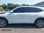 ✅ 2022 Acura MDX • VIN: 5J8YE1H34NL028240 • Lot: 42497925. Wystawiony na IAAI z przebiegiem 40 732 mil. Bezpłatny archiwum sprzedaży aukcyjnych z USA i szczegółowy raport historii pojazdu na DreamBid. Zdjęcie 15.