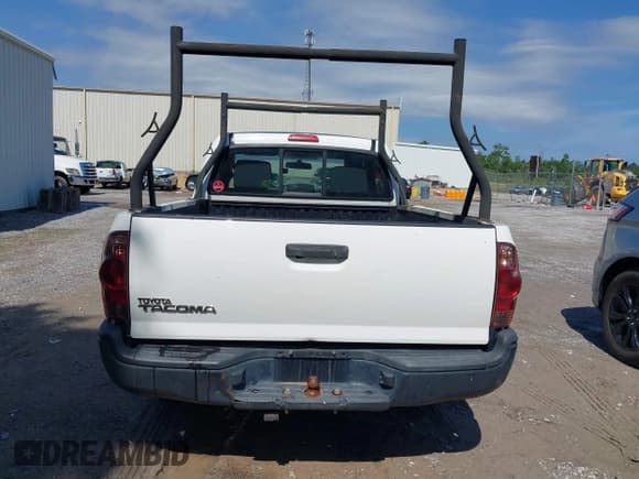 ✅ 2013 Toyota Tacoma • VIN: 5TFNX4CN0DX019127 • Lot: 42640486. Wystawiony na IAAI z przebiegiem 234 249 mil. Bezpłatny archiwum sprzedaży aukcyjnych z USA i szczegółowy raport historii pojazdu na DreamBid. Zdjęcie 16.