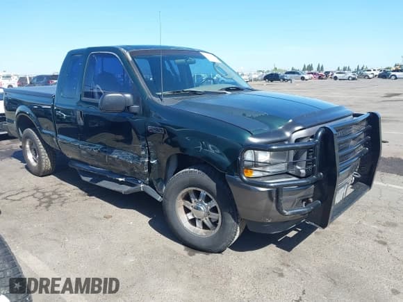 ✅ 2003 Ford F-250 XL • VIN: 1FTNX20L33EC88739 • Lot: 42293415. Listed on IAAI with 163,159 mi. Free auction sales archive from the USA and detailed vehicle history report at DreamBid. Image 1.