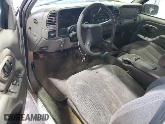 ✅ 1998 Chevrolet Silverado 1500 • VIN: 1GCEK19R8WR125081 • Lot: 61561675. Listed on Copart with 158,045 mi. Free auction sales archive from the USA and detailed vehicle history report at DreamBid. Image 8.