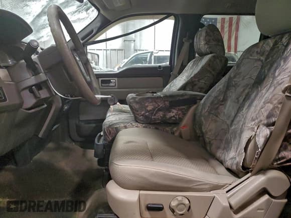 ✅ 2010 Ford F-150 XL • VIN: 1FTFW1EV2AFA82041 • Лот: 96347685. Опубликован ранее на Copart с пробегом 252 990 миль. Бесплатный доступ к архиву аукционных продаж из США и подробный отчёт об истории автомобиля на DreamBid. Изображение 7.