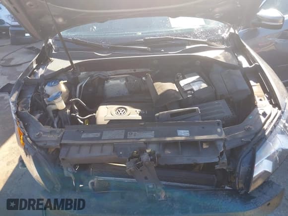 ✅ 2014 Volkswagen Passat SEL Premium • VIN: 1VWCT7A39EC012351 • Лот: 41690899. Опубликован ранее на IAAI с пробегом 116 632 миль. Бесплатный доступ к архиву аукционных продаж из США и подробный отчёт об истории автомобиля на DreamBid. Изображение 10.