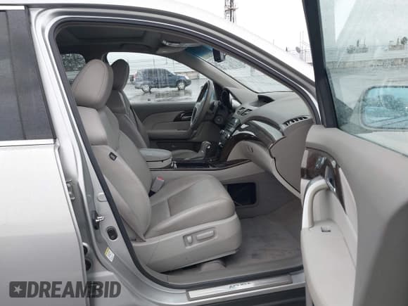 ✅ 2010 Acura MDX • VIN: 2HNYD2H21AH519123 • Lot: 43685521. Listed on IAAI with 98,826 mi. Free auction sales archive from the USA and detailed vehicle history report at DreamBid. Image 5.