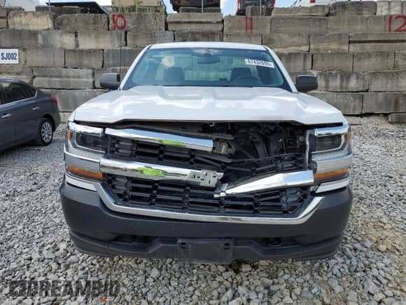 2016 Chevrolet Silverado 1500 Work Truck z VIN 1GCNKNEH1GZ361092, wystawiony jako Copart lot #67432695 z przebiegiem 61 043 mil mil oraz Szkoda całkowita • Salvage title. Historia ofert i sprzedaży dostępna na DreamBid. Obrazek 5.