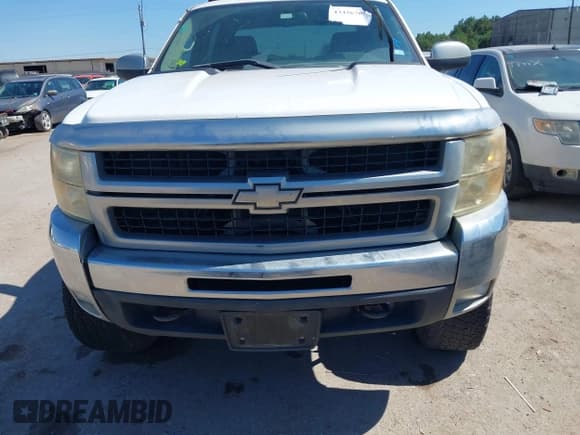 ✅ 2009 Chevrolet Silverado 2500HD LT • VIN: 1GCHK53KX9F184803 • Лот: 43426761. Опубликован ранее на IAAI с пробегом 166 799 миль. Бесплатный доступ к архиву аукционных продаж из США и подробный отчёт об истории автомобиля на DreamBid. Изображение 12.