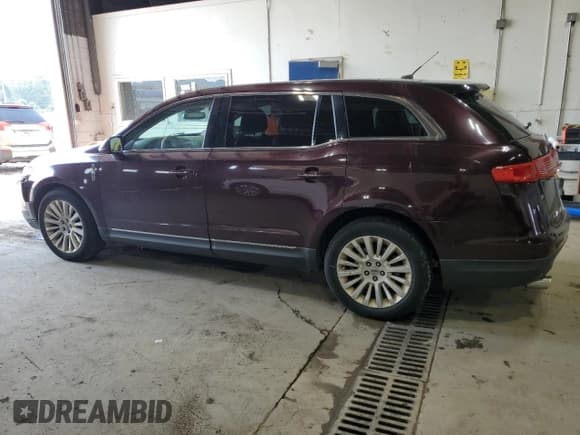 ✅ 2011 Lincoln MKT • VIN: 2LMHJ5AR3BBJ51927 • Лот: 67240385. Опубликован ранее на Copart с пробегом 267 256 миль. Бесплатный доступ к архиву аукционных продаж из США и подробный отчёт об истории автомобиля на DreamBid. Изображение 2.