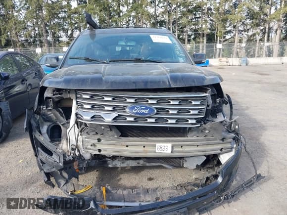 ✅ 2016 Ford Explorer Limited • VIN: 1FM5K8F86GGC09137 • Lot: 41752934. Wystawiony na IAAI z przebiegiem 81 770 mil. Bezpłatny archiwum sprzedaży aukcyjnych z USA i szczegółowy raport historii pojazdu na DreamBid. Zdjęcie 12.