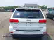 2018 Jeep Grand Cherokee Limited z VIN 1C4RJEBG3JC471734, wystawiony jako IAAI lot #42435256 z przebiegiem 68 312 mil mil oraz . Historia ofert i sprzedaży dostępna na DreamBid. Obrazek 17.