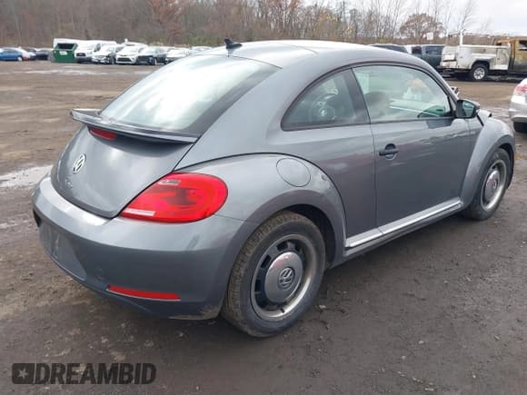 ✅ 2016 Volkswagen Beetle Fleet Edition • VIN: 3VWF17AT7GM636976 • Lot: 43673800. Listed on IAAI with 180,287 mi. Free auction sales archive from the USA and detailed vehicle history report at DreamBid. Image 4.