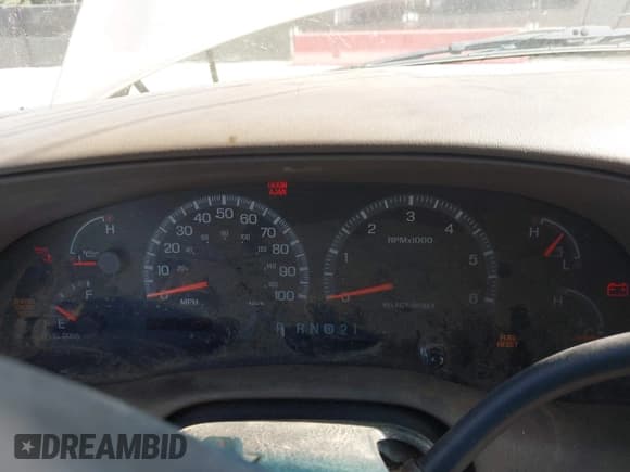 ✅ 1999 Ford F-150 XL • VIN: 1FTRX17L4XKB16941 • Lot: 43818016. Wystawiony na IAAI z przebiegiem Nie podano. Bezpłatny archiwum sprzedaży aukcyjnych z USA i szczegółowy raport historii pojazdu na DreamBid. Zdjęcie 7.