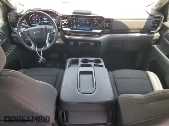 ✅ 2024 Chevrolet Silverado 1500 • VIN: 1GCPADE84RZ155161 • Лот: 59399115. Опубликован ранее на Copart с пробегом 53 105 миль. Бесплатный доступ к архиву аукционных продаж из США и подробный отчёт об истории автомобиля на DreamBid. Изображение 8.