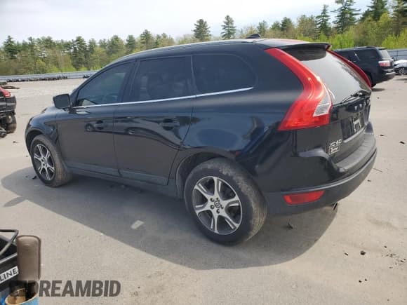 ✅ 2013 Volvo XC60 T6 • VIN: YV4902DZ4D2443190 • Lot: 56531925. Listed on Copart with 140,184 mi. Free auction sales archive from the USA and detailed vehicle history report at DreamBid. Image 2.