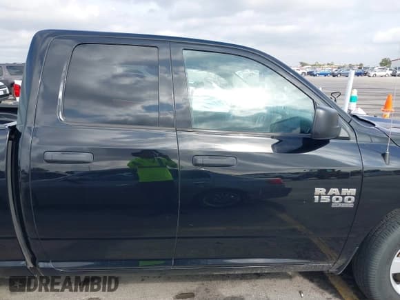 ✅ 2019 Ram 1500 Tradesman • VIN: 1C6RR6FG5KS629031 • Lot: 43515695. Wystawiony na IAAI z przebiegiem 124 692 mil. Bezpłatny archiwum sprzedaży aukcyjnych z USA i szczegółowy raport historii pojazdu na DreamBid. Zdjęcie 14.