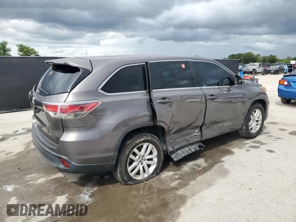✅ 2016 Toyota Highlander LE • VIN: 5TDZARFH2GS018027 • Lot: 71807145. Wystawiony na Copart z przebiegiem 139 116 mil. Bezpłatny archiwum sprzedaży aukcyjnych z USA i szczegółowy raport historii pojazdu na DreamBid. Zdjęcie 3.