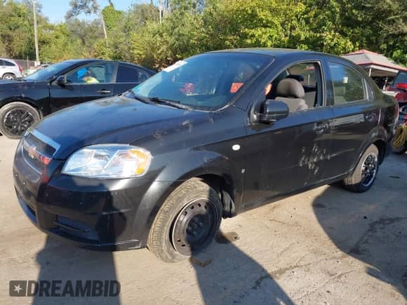 2007 Chevrolet Aveo LS z VIN KL1TD56667B098628, wystawiony jako IAAI lot #43324818 z przebiegiem 180 747 mil mil oraz . Historia ofert i sprzedaży dostępna na DreamBid. Obrazek 2.
