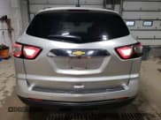 ✅ 2017 Chevrolet Traverse LT • VIN: 1GNKVGKD0HJ212879 • Lot: 66237454. Wystawiony na Copart z przebiegiem 162 839 mil. Bezpłatny archiwum sprzedaży aukcyjnych z USA i szczegółowy raport historii pojazdu na DreamBid. Zdjęcie 6.