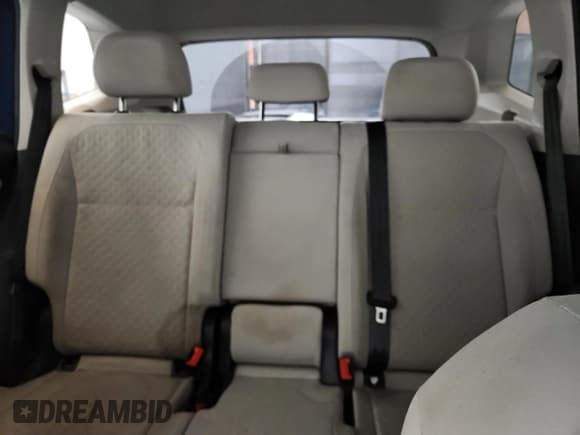 ✅ 2020 Volkswagen Tiguan S • VIN: 3VV0B7AX3LM120053 • Лот: 87080135. Опубликован ранее на Copart с пробегом 111 844 миль. Бесплатный доступ к архиву аукционных продаж из США и подробный отчёт об истории автомобиля на DreamBid. Изображение 10.