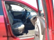 ✅ 2017 Hyundai Santa Fe SE • VIN: KM8SN4HF7HU250930 • Лот: 43042172. Опубликован ранее на IAAI с пробегом 119 030 миль. Бесплатный доступ к архиву аукционных продаж из США и подробный отчёт об истории автомобиля на DreamBid. Изображение 5.