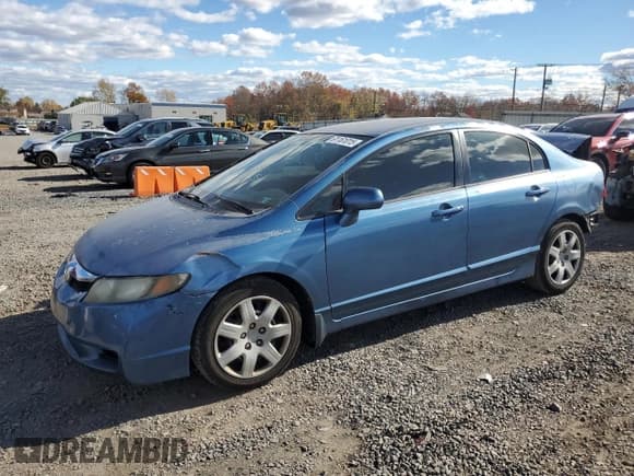 ✅ 2009 Honda Civic LX • VIN: 2HGFA16559H523685 • Lot: 91161015. Wystawiony na Copart z przebiegiem 210 436 mil. Bezpłatny archiwum sprzedaży aukcyjnych z USA i szczegółowy raport historii pojazdu na DreamBid. Zdjęcie 1.