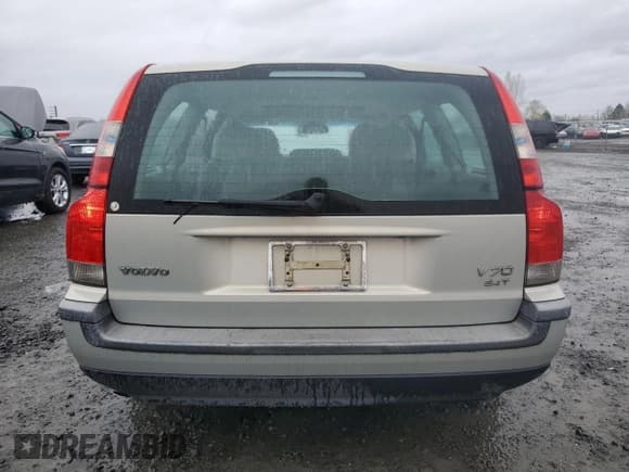 ✅ 2003 Volvo V70 2.4L Turbo • VIN: YV1SW58D832305714 • Lot: 50026495. Listed on Copart with 154,521 mi. Free auction sales archive from the USA and detailed vehicle history report at DreamBid. Image 6.