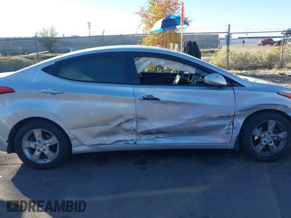 ✅ 2013 Hyundai Elantra GLS • VIN: KMHDH4AE2DU712239 • Lot: 43527627. Listed on IAAI with 115,551 mi. Free auction sales archive from the USA and detailed vehicle history report at DreamBid. Image 14.