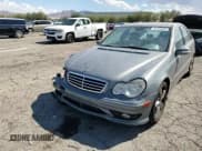 ✅ 2005 Mercedes-Benz C 230 Kompressor • VIN: WDBRF40J65F699028 • Lot: 81838625. Wystawiony na Copart z przebiegiem 108 311 mil. Bezpłatny archiwum sprzedaży aukcyjnych z USA i szczegółowy raport historii pojazdu na DreamBid. Zdjęcie 13.