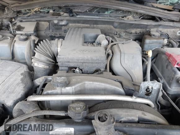 ✅ 2009 Hummer H3 H3T Luxury • VIN: 5GNEN13E298142949 • Lot: 42564000. Wystawiony na IAAI z przebiegiem 98 892 mil. Bezpłatny archiwum sprzedaży aukcyjnych z USA i szczegółowy raport historii pojazdu na DreamBid. Zdjęcie 10.