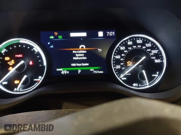 ✅ 2024 Toyota Sienna Limited • VIN: 5TDZSKFC9RS128374 • Lot: 43718434. Wystawiony na IAAI z przebiegiem 7 923 mil. Bezpłatny archiwum sprzedaży aukcyjnych z USA i szczegółowy raport historii pojazdu na DreamBid. Zdjęcie 7.