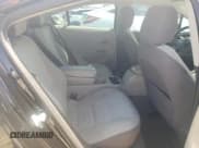 ✅ 2013 Chevrolet Volt • VIN: 1G1RE6E42DU110627 • Lot: 70928664. Wystawiony na Copart z przebiegiem 129 408 mil. Bezpłatny archiwum sprzedaży aukcyjnych z USA i szczegółowy raport historii pojazdu na DreamBid. Zdjęcie 10.