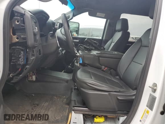 ✅ 2020 Chevrolet Silverado 2500HD Work Truck • VIN: 1GC4WLE74LF218676 • Lot: 45741115. Listed on Copart with 334,349 mi. Free auction sales archive from the USA and detailed vehicle history report at DreamBid. Image 7.