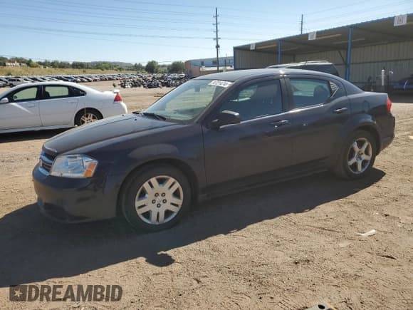 ✅ 2012 Dodge Avenger SE • VIN: 1C3CDZAB3CN311181 • Лот: 74721474. Опубликован ранее на Copart с пробегом 218 578 миль. Бесплатный доступ к архиву аукционных продаж из США и подробный отчёт об истории автомобиля на DreamBid. Изображение 1.