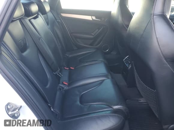 ✅ 2010 Audi S4 Premium Plus • VIN: WAUBGAFL0AA096586 • Лот: 88895385. Опубликован ранее на Copart с пробегом 140 452 миль. Бесплатный доступ к архиву аукционных продаж из США и подробный отчёт об истории автомобиля на DreamBid. Изображение 10.