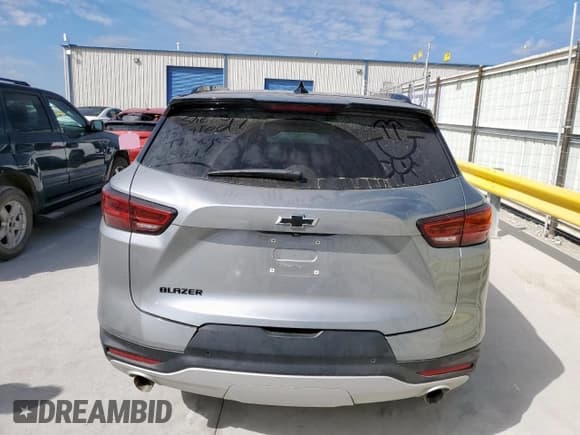 ✅ 2024 Chevrolet Blazer LT • VIN: 3GNKBDR4XRS280376 • Lot: 84926765. Listed on Copart with 23,489 mi. Free auction sales archive from the USA and detailed vehicle history report at DreamBid. Image 6.