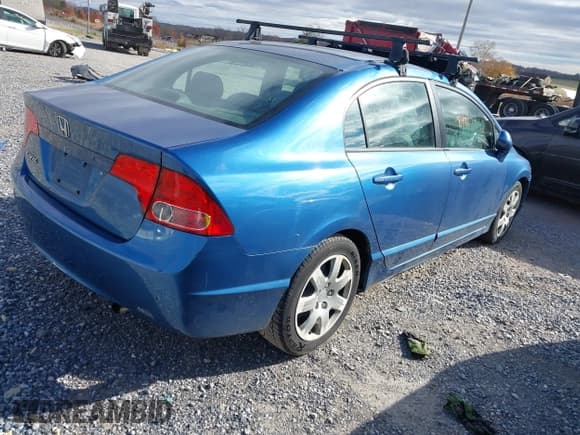 ✅ 2006 Honda Civic LX • VIN: 1HGFA16526L126725 • Lot: 43668471. Listed on IAAI with 231,927 mi. Free auction sales archive from the USA and detailed vehicle history report at DreamBid. Image 4.