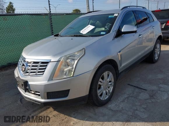 ✅ 2014 Cadillac SRX • VIN: 3GYFNAE3XES586320 • Lot: 43207044. Wystawiony na IAAI z przebiegiem Nie podano. Bezpłatny archiwum sprzedaży aukcyjnych z USA i szczegółowy raport historii pojazdu na DreamBid. Zdjęcie 2.
