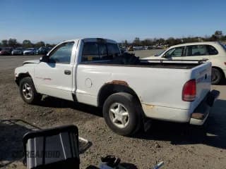 ✅ 1999 Dodge Dakota SLT • VIN: 1B7FL26X6XS131868 • Lot: 81652355. Wystawiony na Copart z przebiegiem 245 841 mil. Bezpłatny archiwum sprzedaży aukcyjnych z USA i szczegółowy raport historii pojazdu na DreamBid. Zdjęcie 2.
