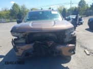 ✅ 2019 Chevrolet Silverado 1500 RST • VIN: 3GCUYEED0KG250193 • Lot: 43152543. Wystawiony na IAAI z przebiegiem 77 720 mil. Bezpłatny archiwum sprzedaży aukcyjnych z USA i szczegółowy raport historii pojazdu na DreamBid. Zdjęcie 11.