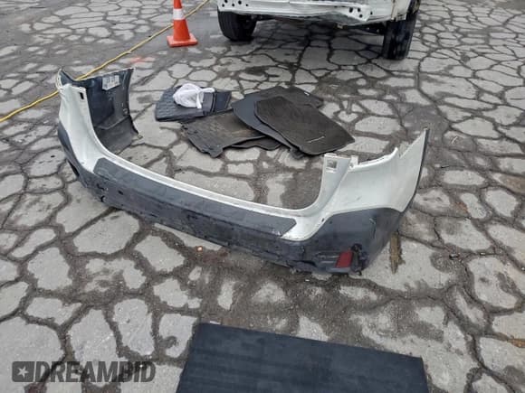 ✅ 2022 Subaru Outback Premium • VIN: 4S4BTACC4N3214275 • Lot: 94636765. Listed on Copart with 42,172 mi. Free auction sales archive from the USA and detailed vehicle history report at DreamBid. Image 12.